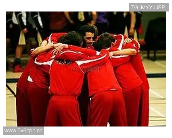 武汉篮球队默契配合探讨：提升团队协作与比赛表现的关键因素